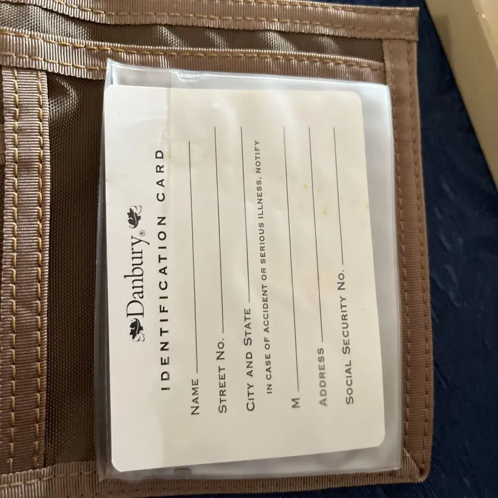 Vintage 1980s Nylon Duck  Tri-Fold Wallet Checkbook Danbury Made In USA New